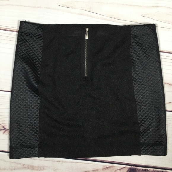 RACHEL ROY Black Quilted Mini Skirt Size 8 - Picture 2 of 6